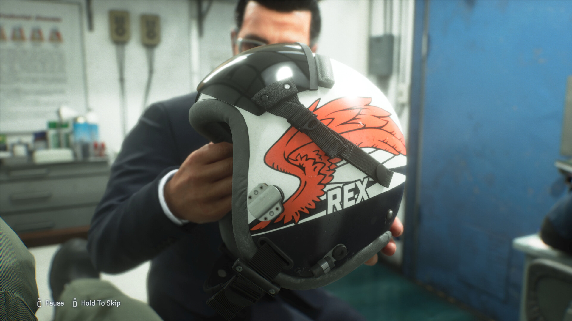Ace Combat 8: Pilot mit Helm an Bord