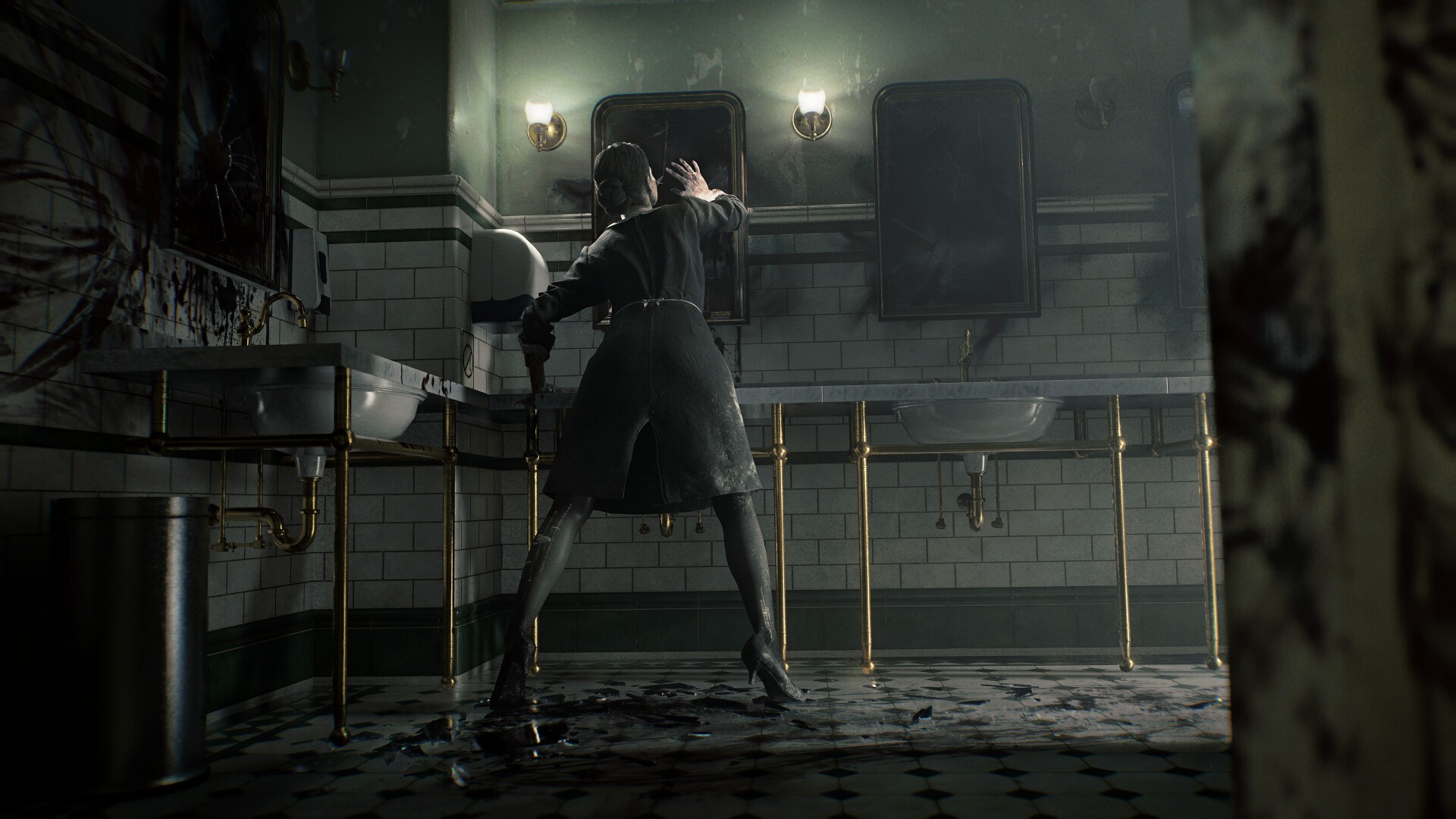 Resident Evil Requiem: Eine unheimliche Kreatur in einem gekachelten Waschraum