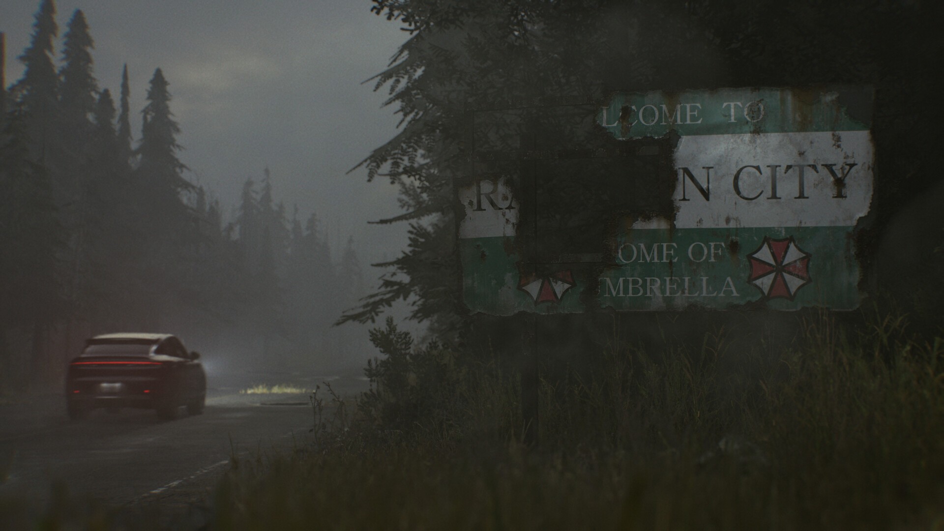 Resident Evil Requiem: Ein Auto vor dem Ortsschild von Raccoon City im Nebel