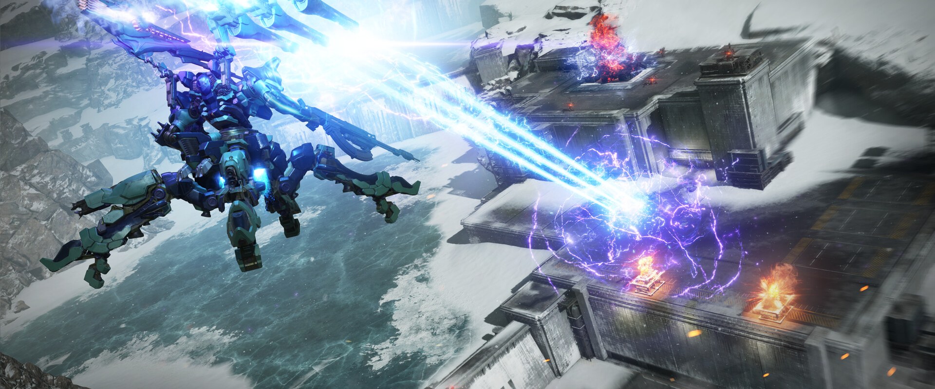 Armored Core VI: Ein Mech schwebt über einer verschneiten Ebene und feuert Laser