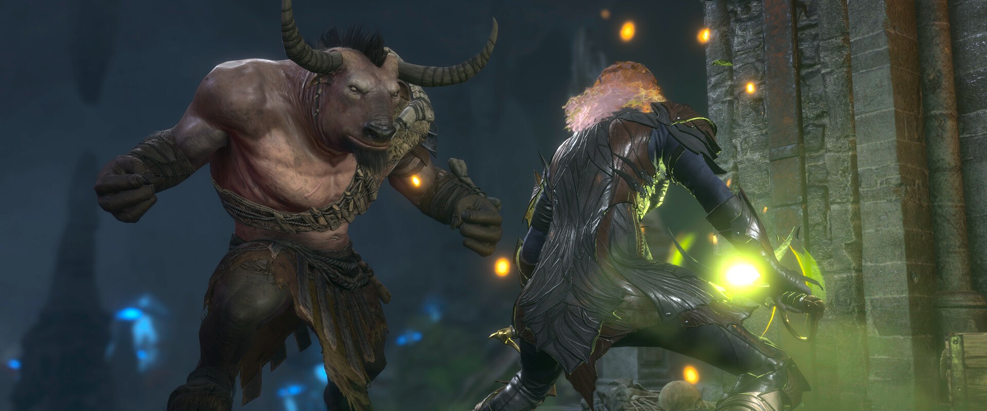 Baldur's Gate 3: Ein Minotaurus greift eine Kämpferin mit grüner Magie an