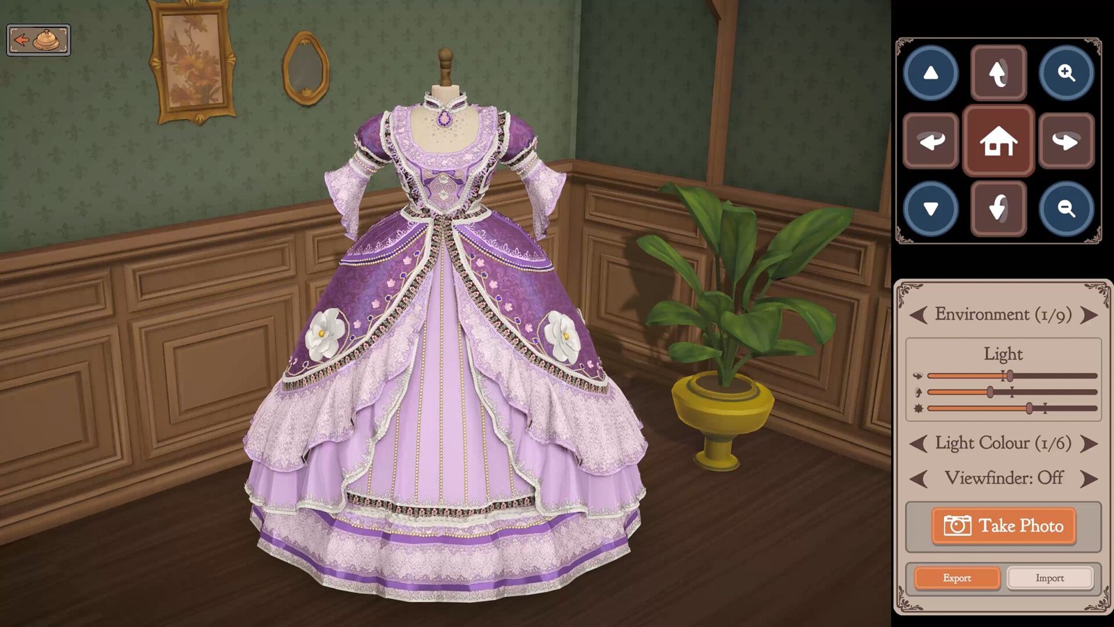 Dressmaker: Fertiges Ballkleid an der Schneiderpuppe