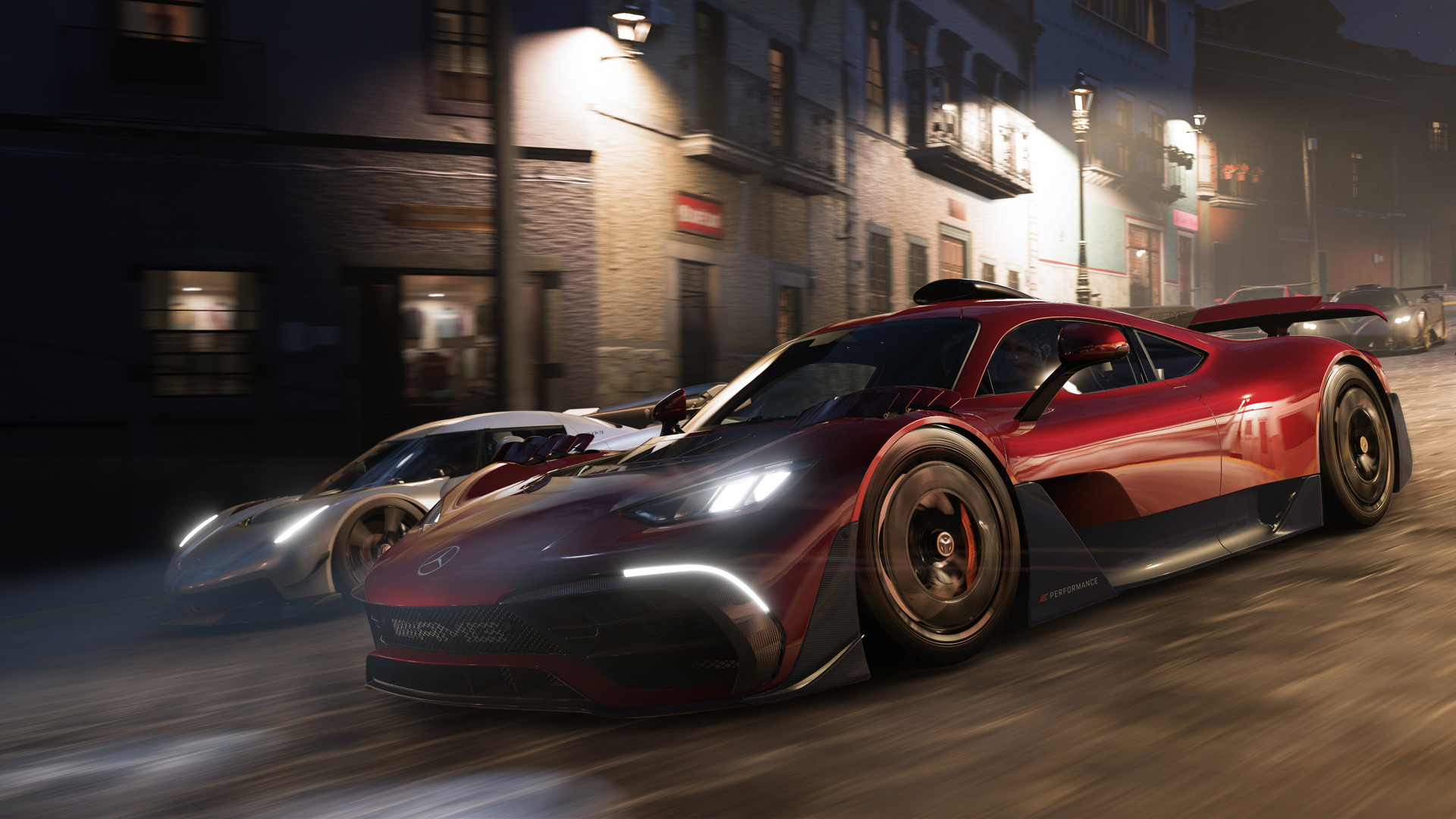 Forza Horizon 5 – Roter Supersportwagen bei Nacht in einer Stadt