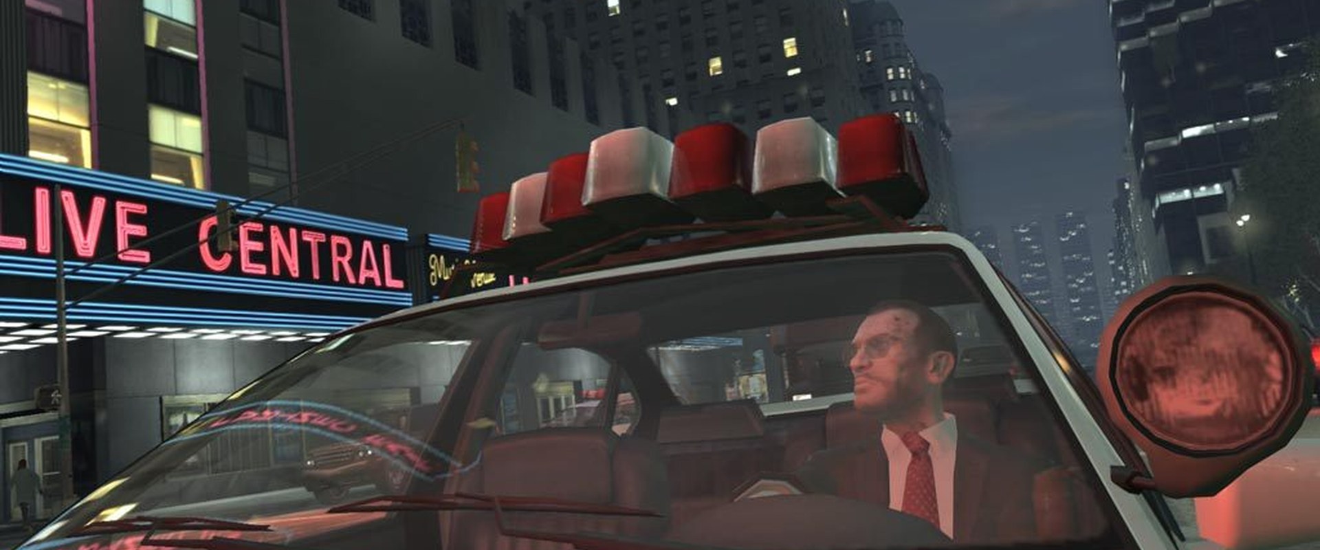 GTA IV – Niko im Polizeiauto