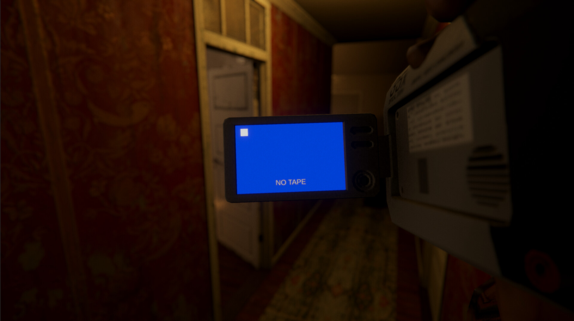 Playable Archive – Flur mit leuchtendem Bildschirm
